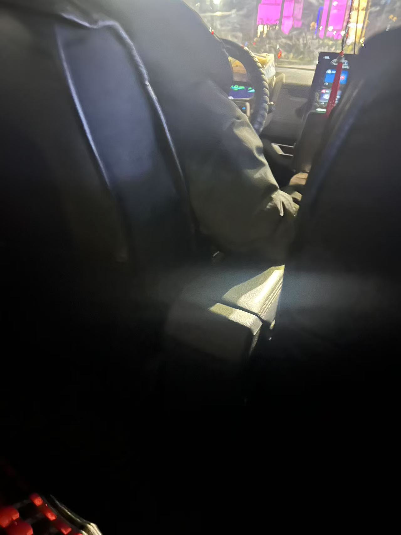初恋的婚纱与我的出国梦 不同选择 不同的人生 福建老专家讲偷渡 [60P]